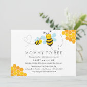 Mama To Bee Chevron Baby shower Uitnodiging (Staand voorkant)