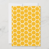 Mama to Bee Modern Honeycomb Bumblebee Baby shower Kaart (Achterkant)