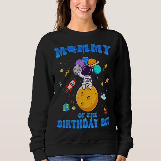 Mama van de Birthday Boy Space Astronaut Birthday Trui (Voorkant)
