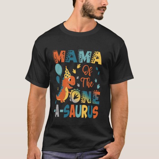 Mama van de One-A-Saurus 2e verjaardag dinosaurus T-shirt (Voorkant)