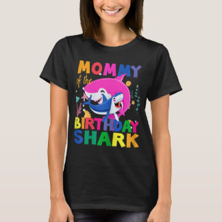 Mama van de verjaardag van de vogelhaai t-shirt