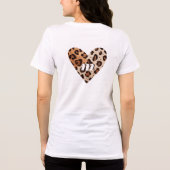 Mama van het Oerwoud Leopard Print Heart Monogram Tri-Blend Shirt (Achterkant)
