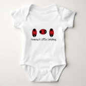 Mama's Little Ladybug Baby Creeper Shirt (Voorkant)