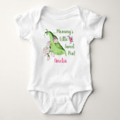 Mama's Little Sweet Pea Baby T-Shirt of Creeper (Voorkant)
