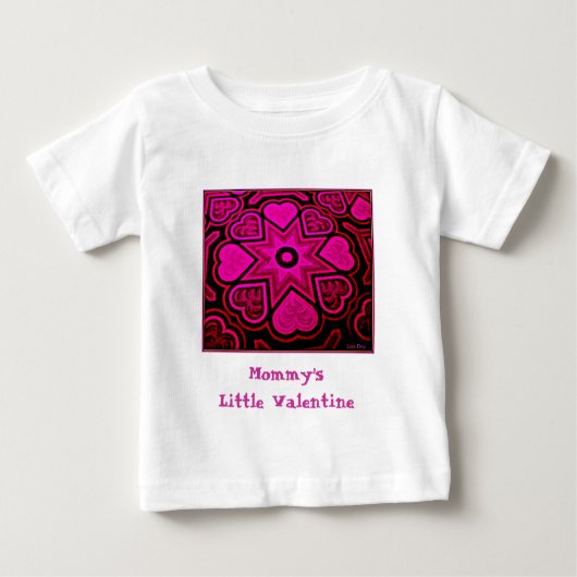 'Mama's Little Valentijn' T-shirt voor baby's (Voorkant)