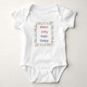 Mama's schattige en papa's chompy, baby bodysuit. romper (Voorkant)