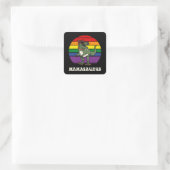 Mamasaurus Grappige Dinosaurus op Rainbow Flag Zon Vierkante Sticker (Tas)