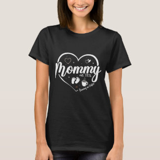 Mammie Est 2026 Loopt op Koffie Hart T-shirt