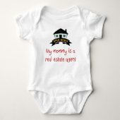 Mammie is een baby t-shirt van Real Estate Agent. (Voorkant)
