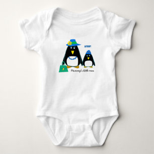 Mammie's kleine Man. Kleine Penguin Baby Bodysuit