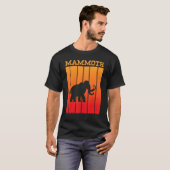 Mammoth Shadow Silhouette op Sunset T-shirt (Voorkant volledig)