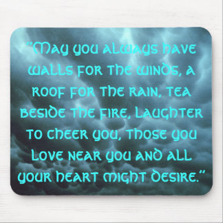 mammutuswolken, "Moge je altijd muren hebben voor. Muismat