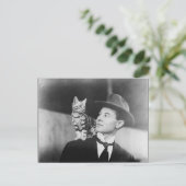 Man and cat black and white postcard briefkaart (Staand voorkant)