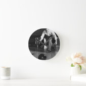 Man Bowling Ronde Klok (Huis)