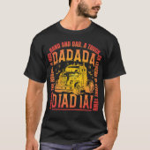 man dad trucker legende kleurrijk design t-shirt (Voorkant)