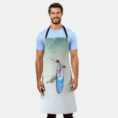 Man dat op het strand surft schort (Gedragen)