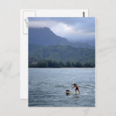 Man en hond op het bordpapier in Hanalei Bay Brief Briefkaart (Voorkant / Achterkant)