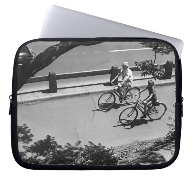 Man- en padfietsen laptop sleeve (Voorkant)