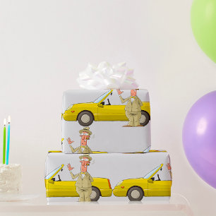 Man en zijn gele auto cadeaupapier