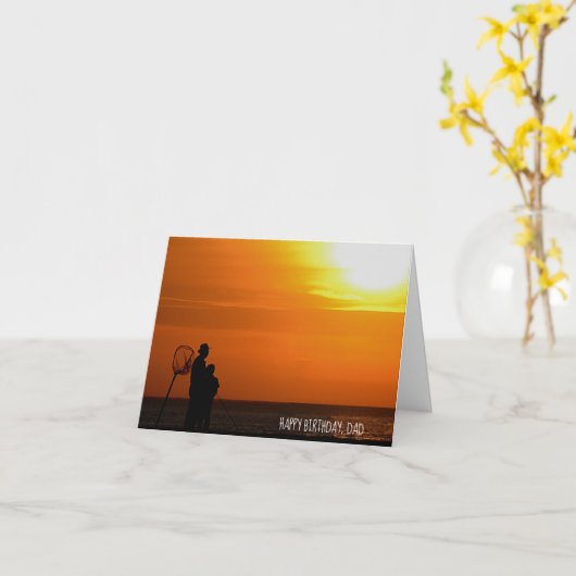 Man en zoon silhouet bij zonsondergang verjaardag kaart (Gele Bloem)