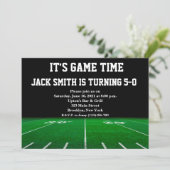 Man Football Aangepaste uitnodiging voor geboorte (Staand voorkant)