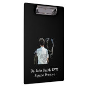 Man Holding Paard Donker Klembord (Rechts)