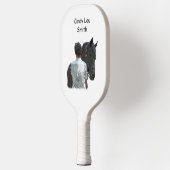 Man Holding Paard Licht Pickleball Paddle (Links)