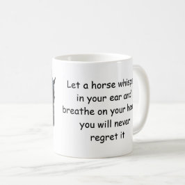 Man Holding Paard Lichte Koffie Mok