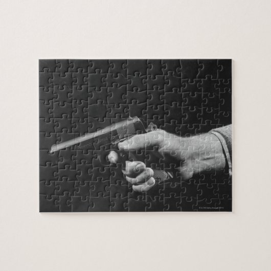 Man Holding Pistool Legpuzzel (Horizontaal)