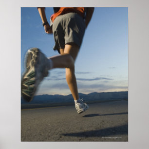 Man in de loopbaan van het atletisch vistuig poster