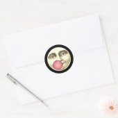  man in de maan vol gezicht roze kauwgom ronde sticker (Envelop)