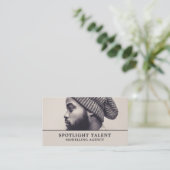 Man in Pet, modellenbureau, modelagent Visitekaartje (Staand voorkant)