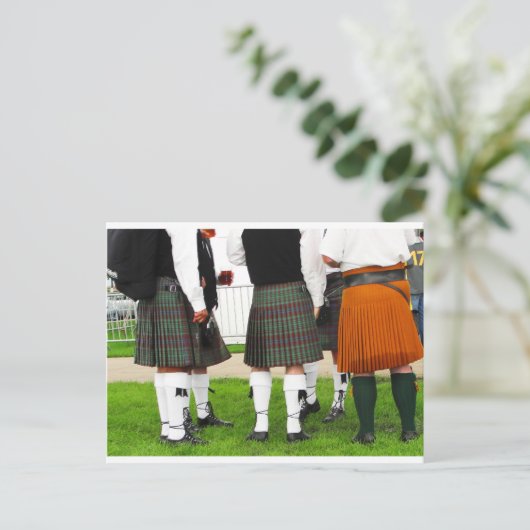 Man in Rokken Briefkaart (Staand voorkant)