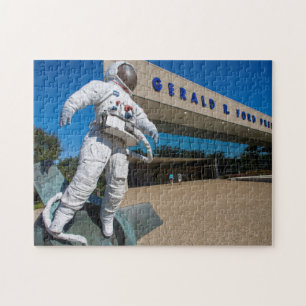 Man In Space Beeldhouwwerk Legpuzzel