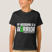 Man is een Warrior Green Ribbon Lymfoom Kanker T-shirt (Voorkant)
