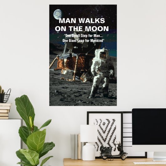 Man loopt op de Maan Astronaut en Aarde in de ruim Poster (Thuiskantoor)