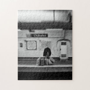 Man met boodschappentassen in de metro (Chatelet) Legpuzzel