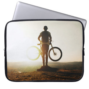 Man met fiets laptop sleeve