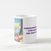 " MAN MET PENSIOEN OP HET STRAND " KOFFIEMOK (Center)