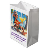 " MAN MET PENSIOEN OP HET STRAND " MEDIUM CADEAUZAKJE (Achterkant Gekanteld)