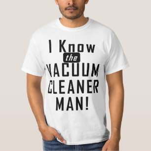 Man met vacuümreiniger t-shirt