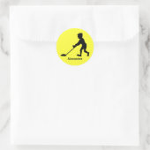 Man metaaldetecterend silhouet Ronde Sticker (Tas)