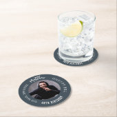 Man mythe legende foto houtskool grijs verjaardags ronde kartonnen onderzetter (Insitu)