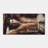 Man op een Bearskin vloerkleed Bureaumat (Voorkant)