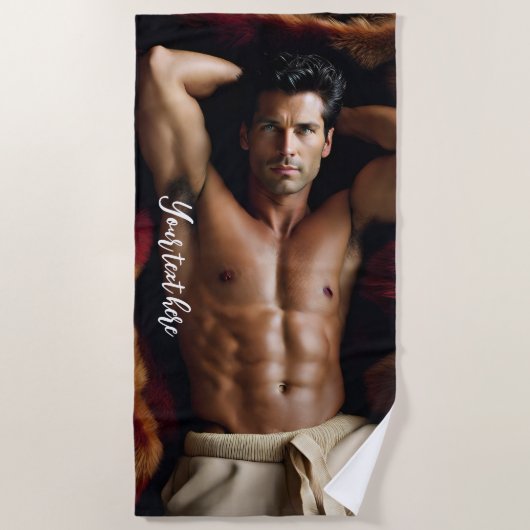 Man op een Bearskin vloerkleed Strandlaken (Voorkant)