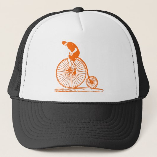 Man op een Penny Farthing - Oranje Trucker Pet (Voorkant)