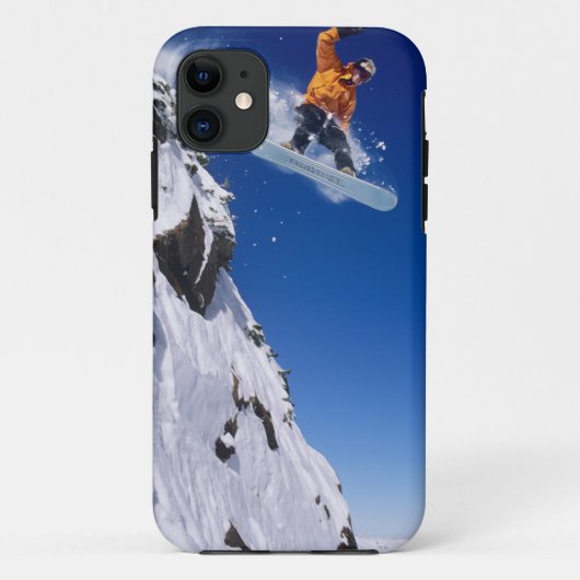 Man op een snowboard die van een richel springt bi Case-Mate iPhone case (Achterkant)