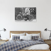 Man op oude motorfiets B.S.A. Canvas Afdruk (Insitu (Slaapkamer))