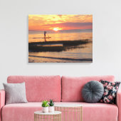 Man op peddelplank op Cape Cod-strand Canvas Afdruk (Insitu (Woonkamer))