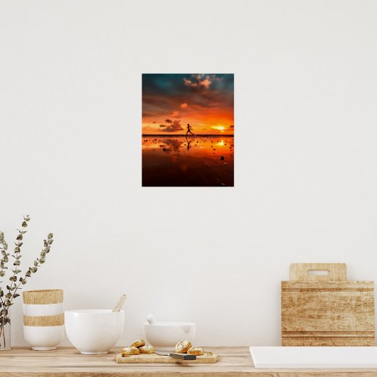 Man op strand bij zonsondergang poster (Keuken)
